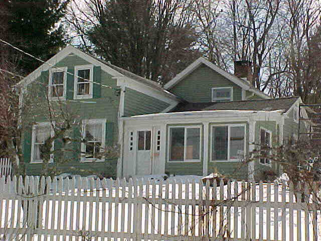 Building photograph for 43 FARNUM ROAD
